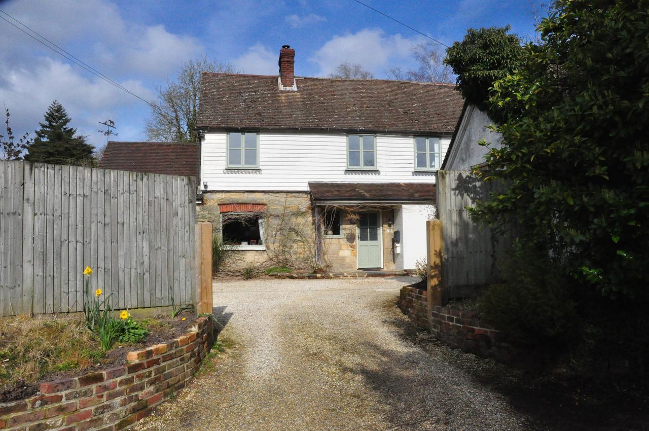 Little Tidebrook Farm Bed & Breakfast Wadhurst Exterior photo